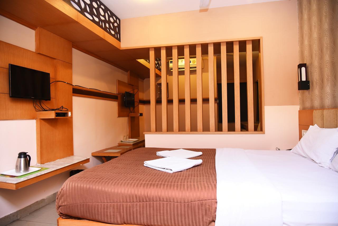 Hotel Grand Choice à Bangalore Extérieur photo