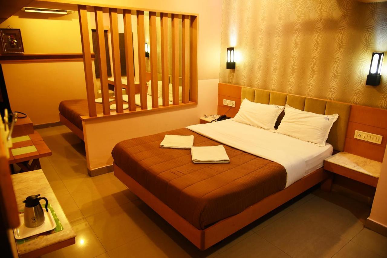 Hotel Grand Choice à Bangalore Chambre photo